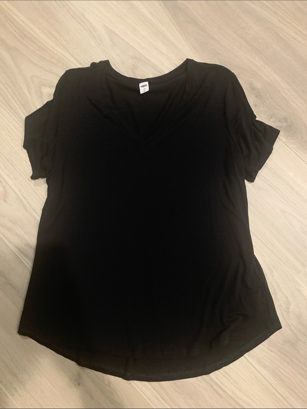 Old Navy Black V-Neck Short Sleeve Tee - Drapey Everyday Top